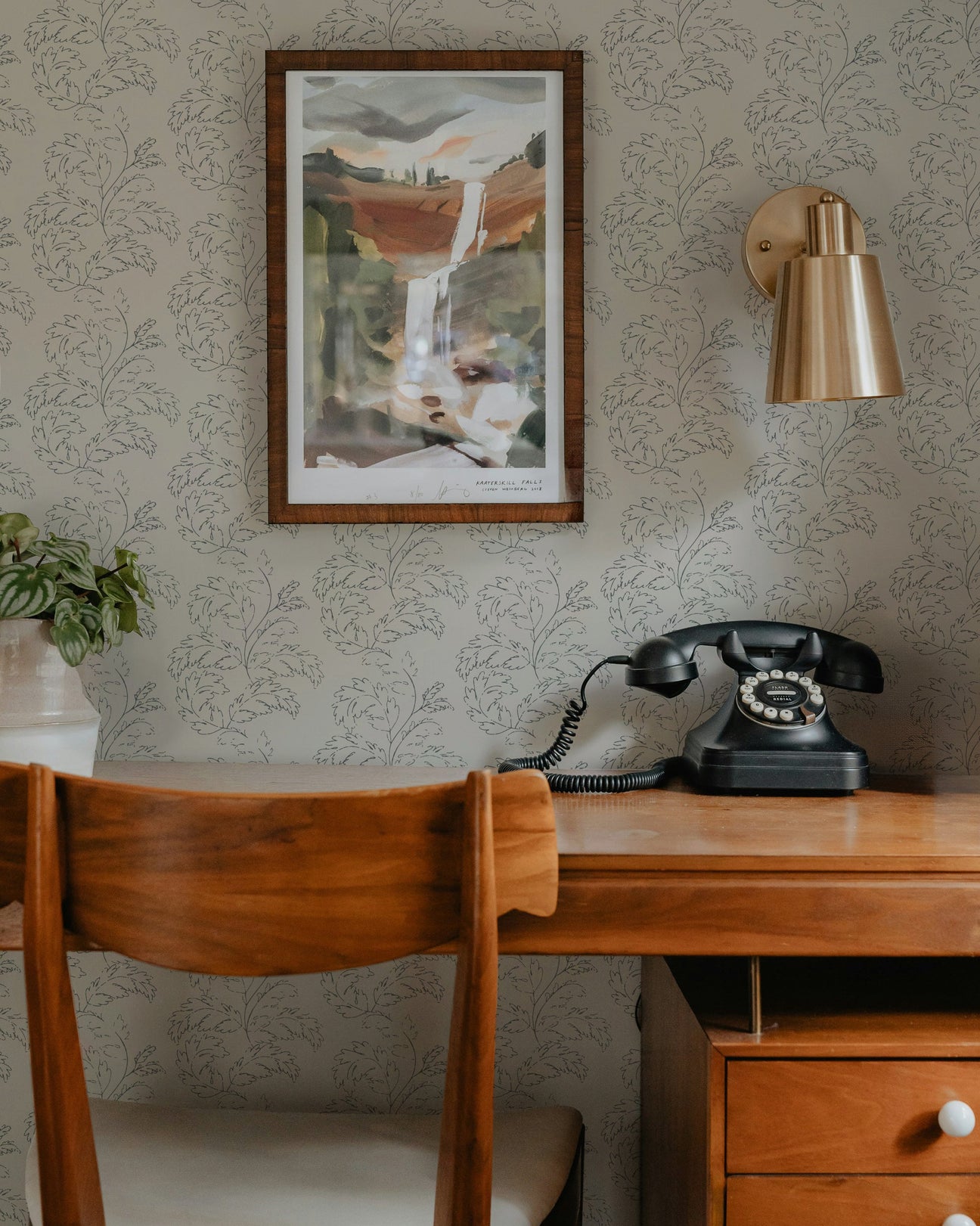 beige wallpaper, simple wallpaper, subtle wallpaper, byhopeathome, vintage inspired wallpaper