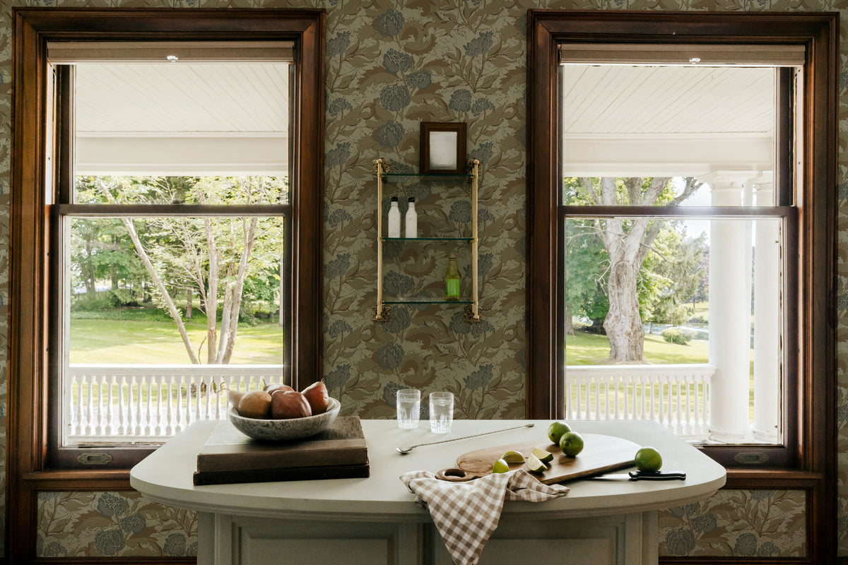 Vintage Floral Wallpaper for Dining Spaces