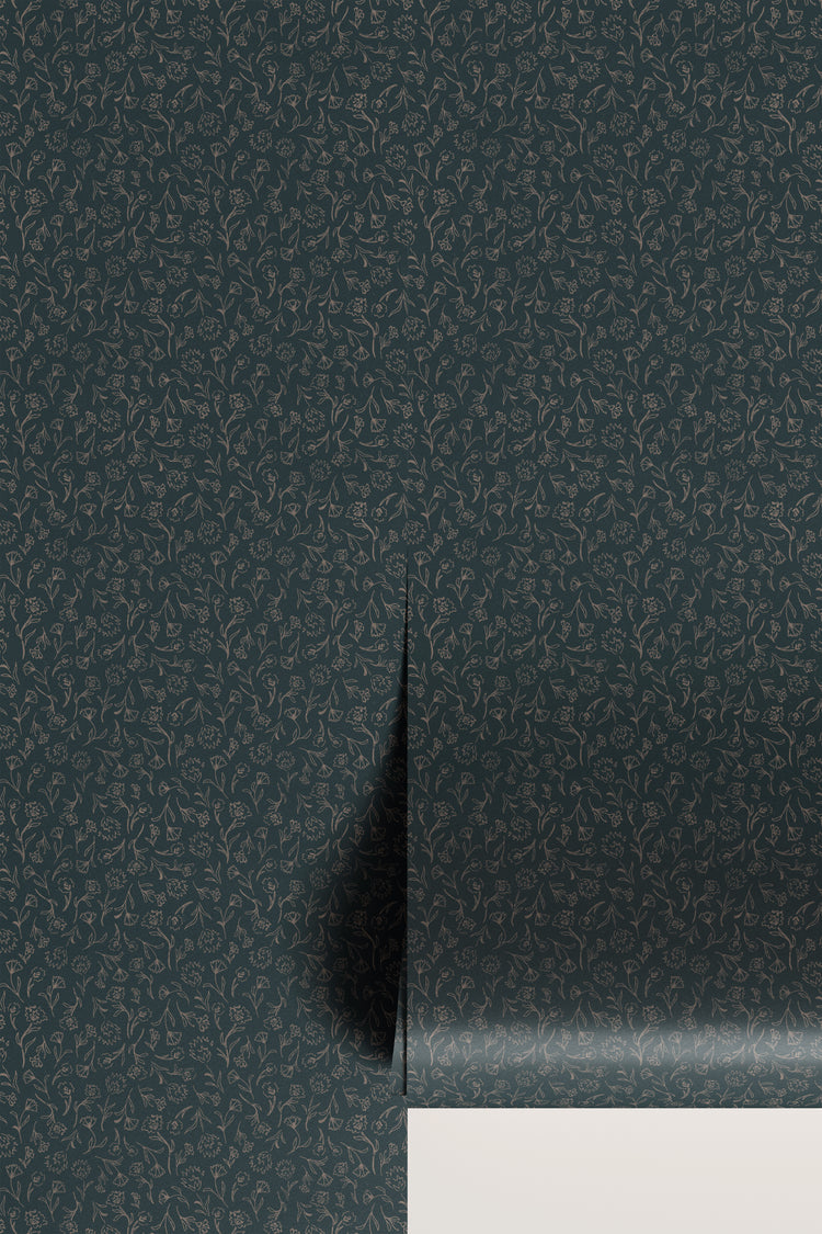 Sweeping Flora Wallpaper