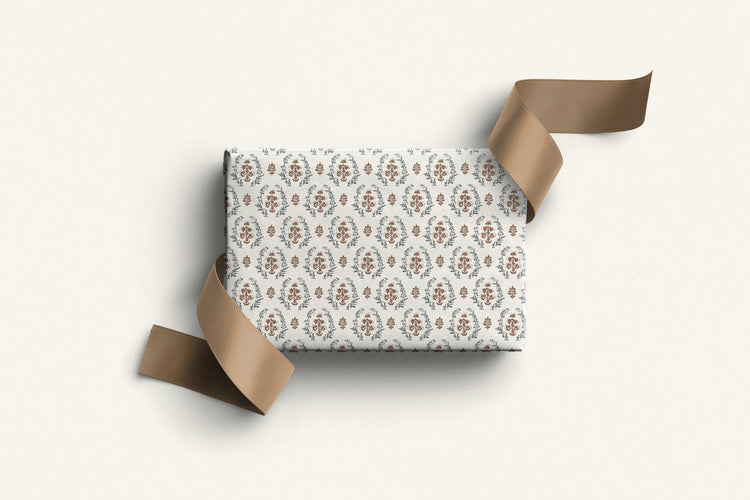 Vintage-Inspired Wrapping Sheets | The Curated Set | No. 01